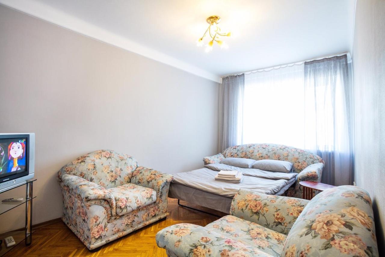 Apartment Near Metro Pecherskaya 基輔 外观 照片