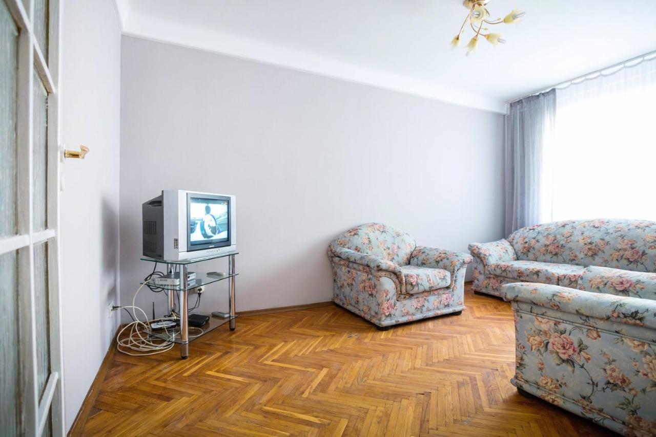 Apartment Near Metro Pecherskaya 基輔 外观 照片