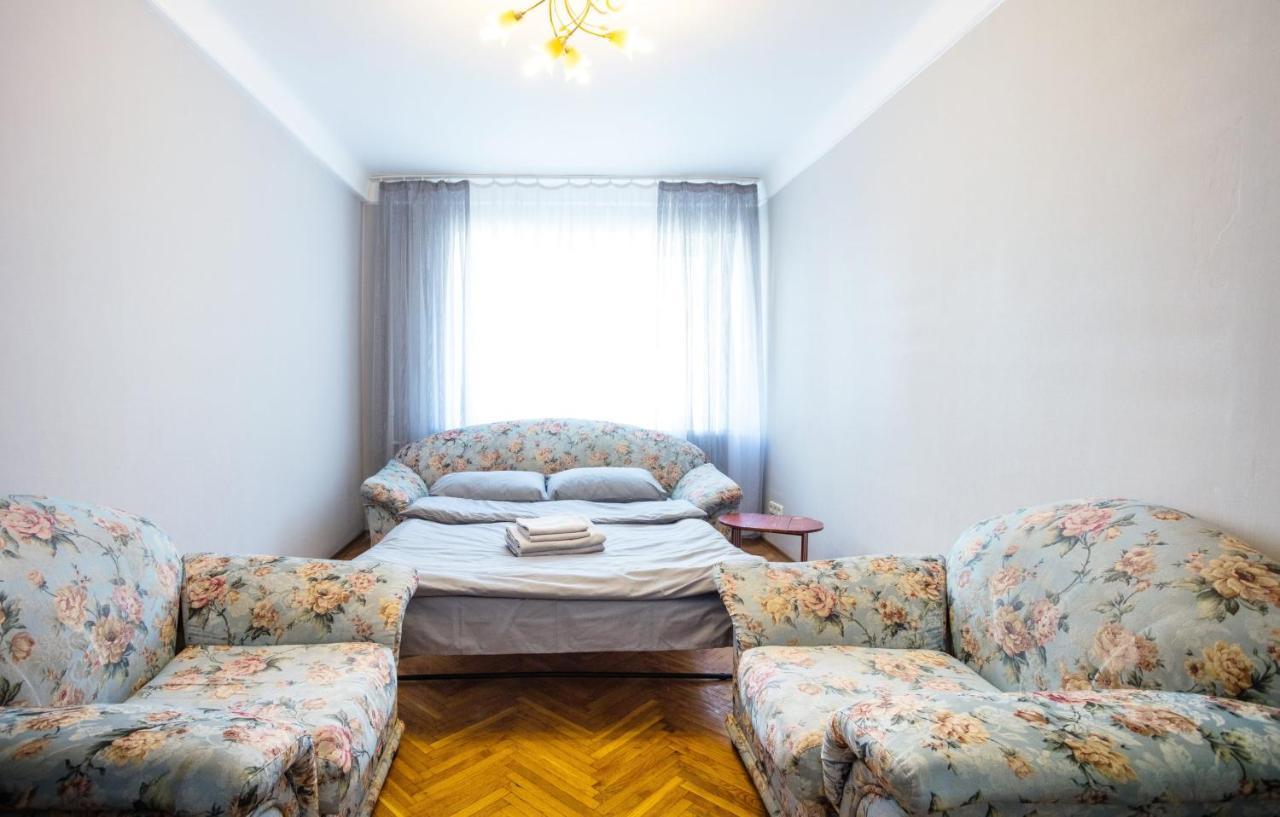 Apartment Near Metro Pecherskaya 基輔 外观 照片
