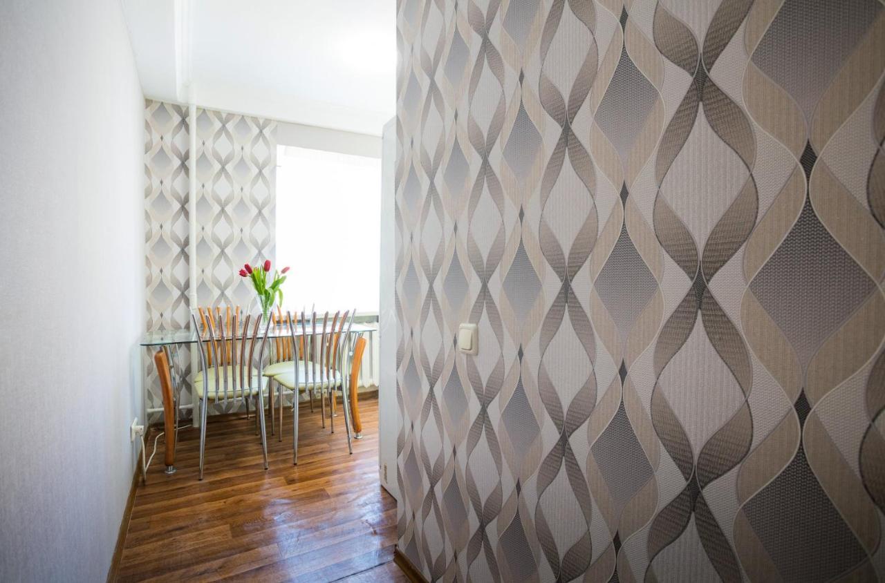 Apartment Near Metro Pecherskaya 基輔 外观 照片